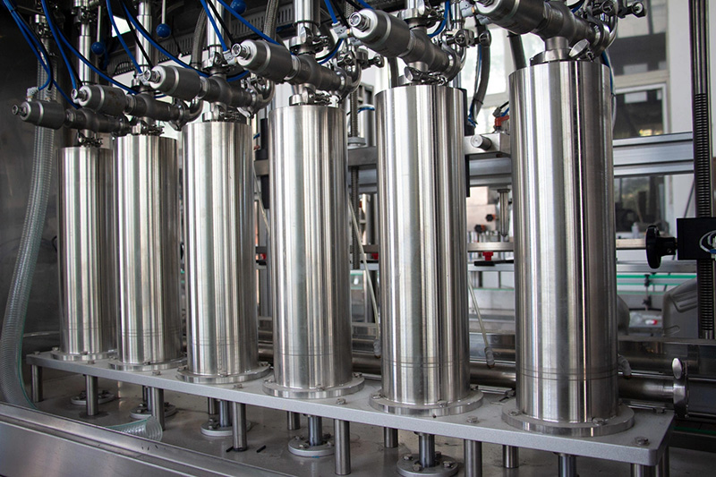 Automatska kozmetička mašina za punjenje boca sa tečnim parfemom